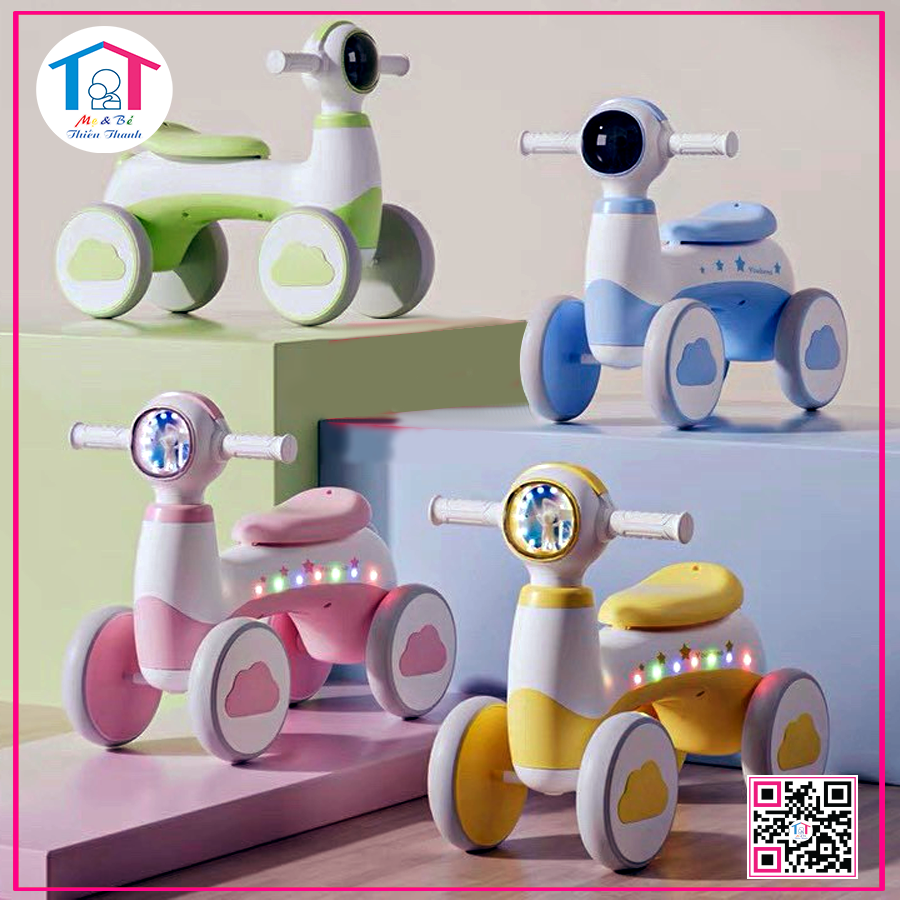 Xe  ba bánh đèn cho bé